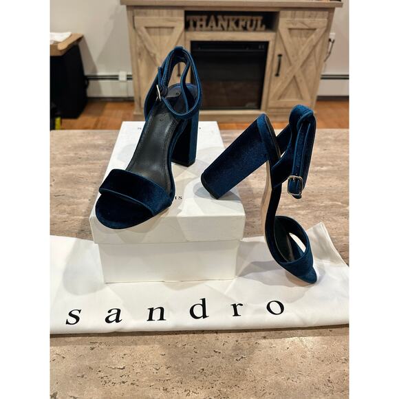 NEW Sandro Adrianne Velvet Block Heels In Turquoise size 36 - Picture 2 of 9